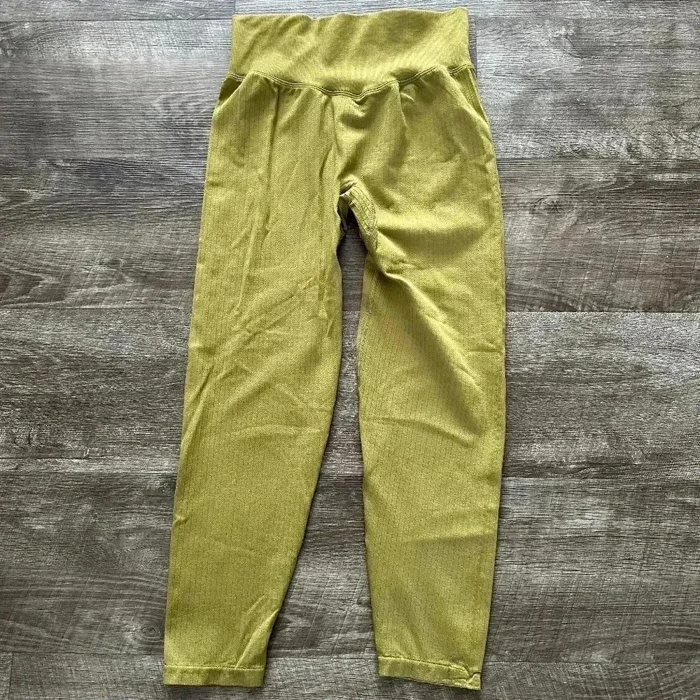 Victoria's Secret Pink Women's Green Leggings Size Medium